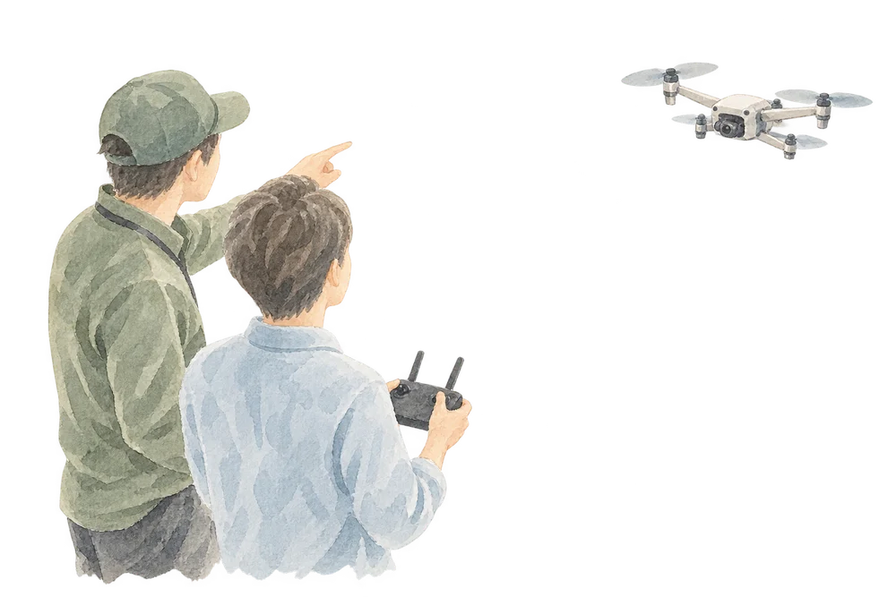 講師に見守られながら受講生がドローンを操縦する様子を描いた水彩イラスト